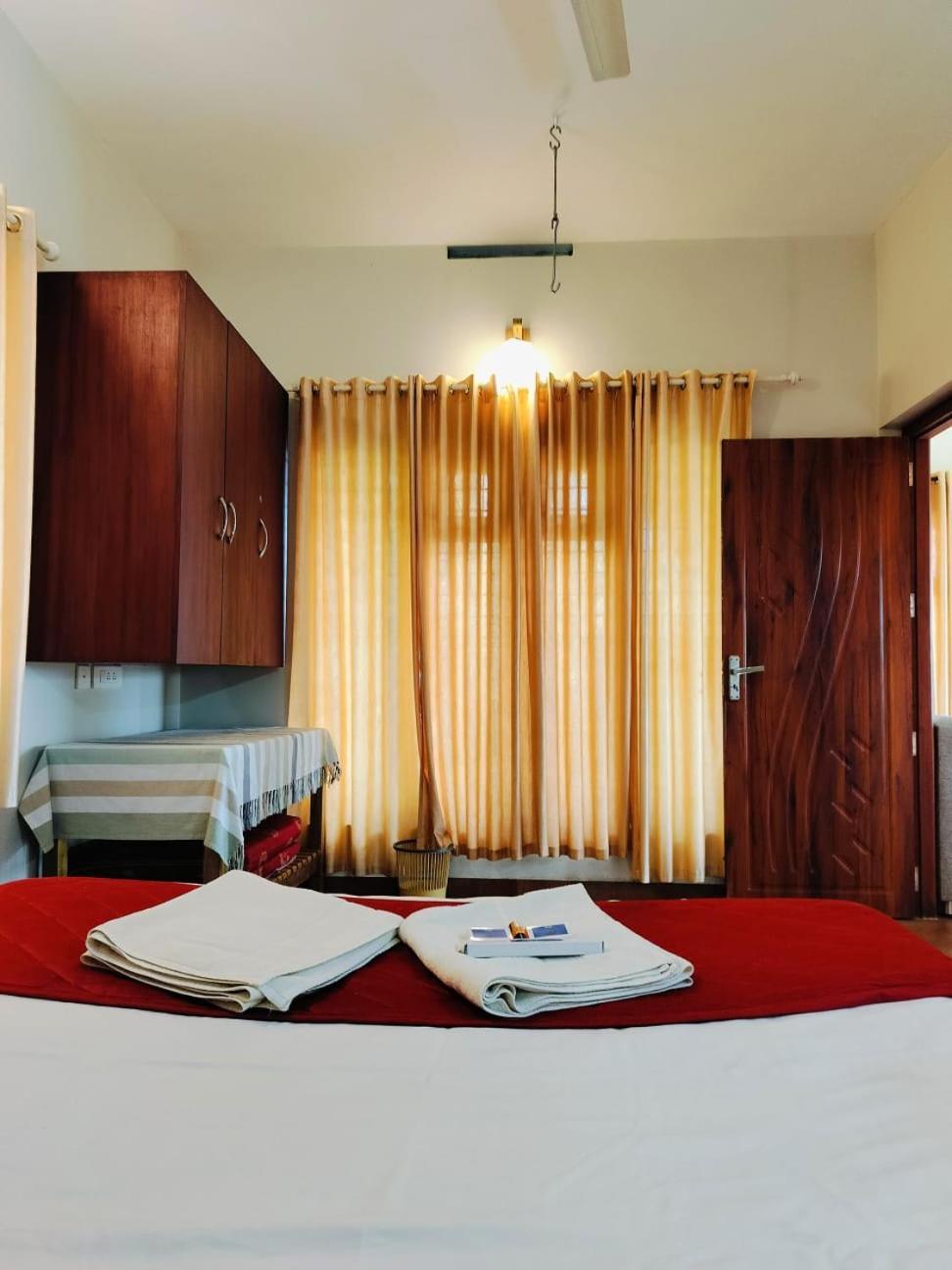 Karapuzha Water Scapes Hotell Wayanad Exteriör bild