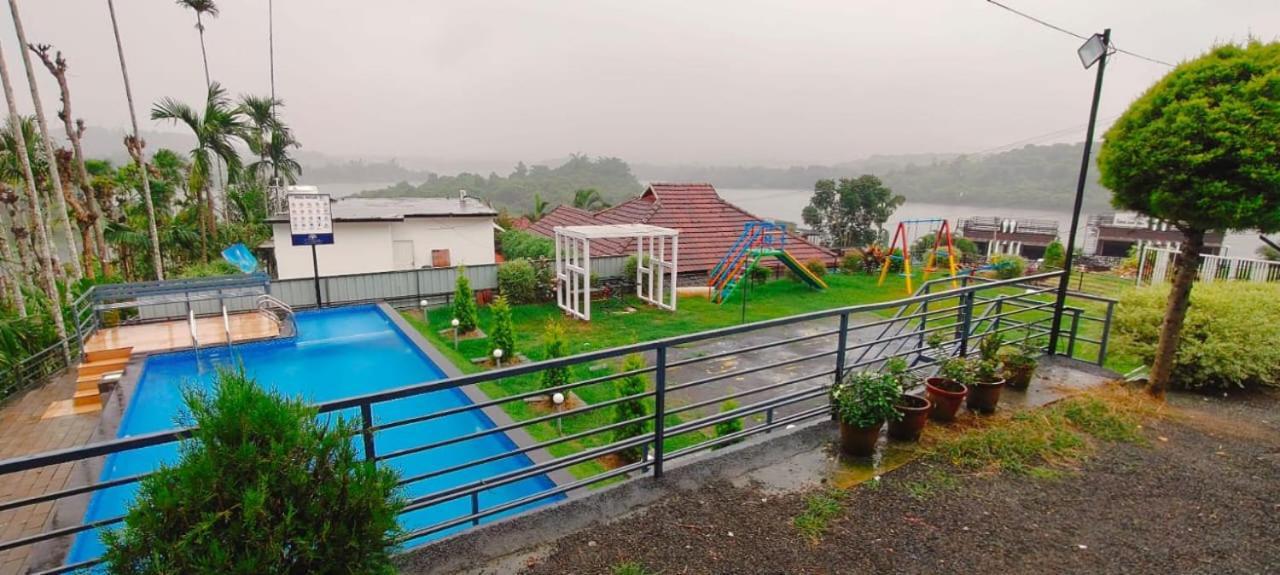 Karapuzha Water Scapes Hotell Wayanad Exteriör bild