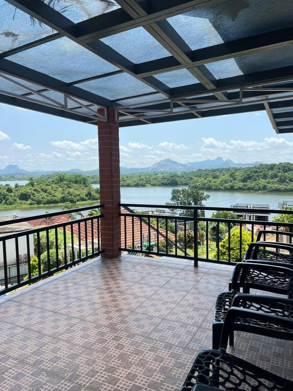 Karapuzha Water Scapes Hotell Wayanad Exteriör bild